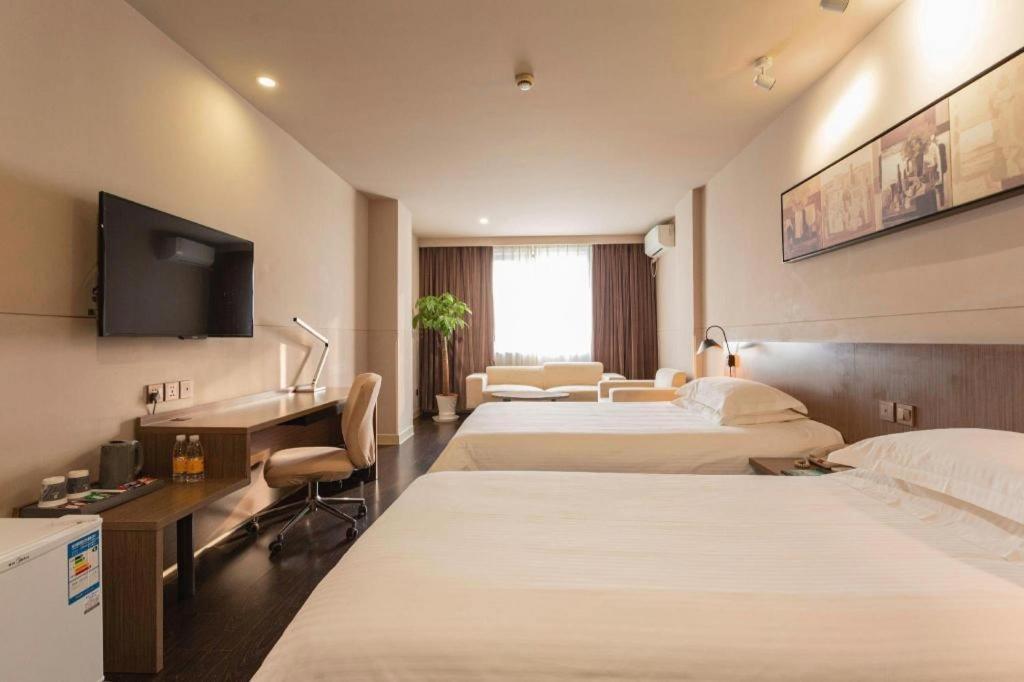 Jinjiang Inn Select Wuhan Xinhua Road Xiehe Hospital Dış mekan fotoğraf