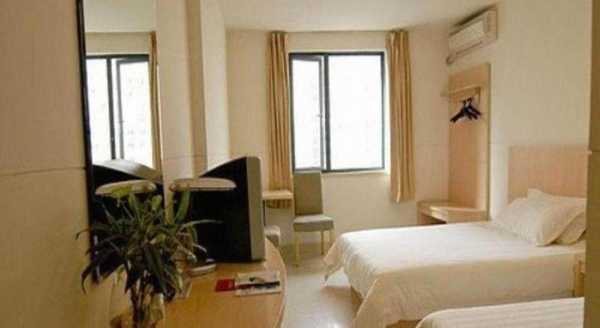 Jinjiang Inn Select Wuhan Xinhua Road Xiehe Hospital Dış mekan fotoğraf